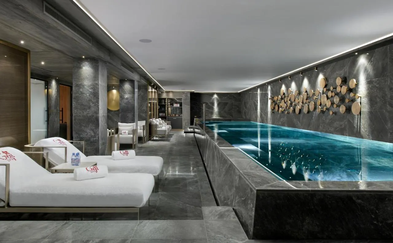 Hotel Le K2 Chogori Val-d'Isere 5*,