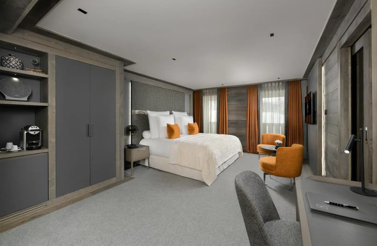 Hotel Le K2 Chogori Val-d'Isere 5*,  France